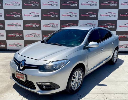 RENAULT FLUENCE 2.0 DYNAMIQUE PLUS 16V FLEX 4P AUTOMÁTICO RENAULT FLUENCE 2.0 DYNAMIQUE PLUS 16V FLEX 4P AUTOMÁTICO